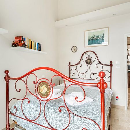 Bright Apartment With Private Garden And Balcony Florencia Exterior foto