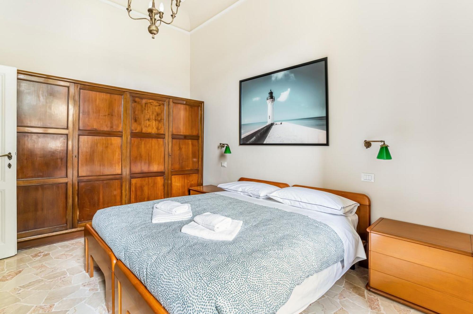 Bright Apartment With Private Garden And Balcony Florencia Exterior foto