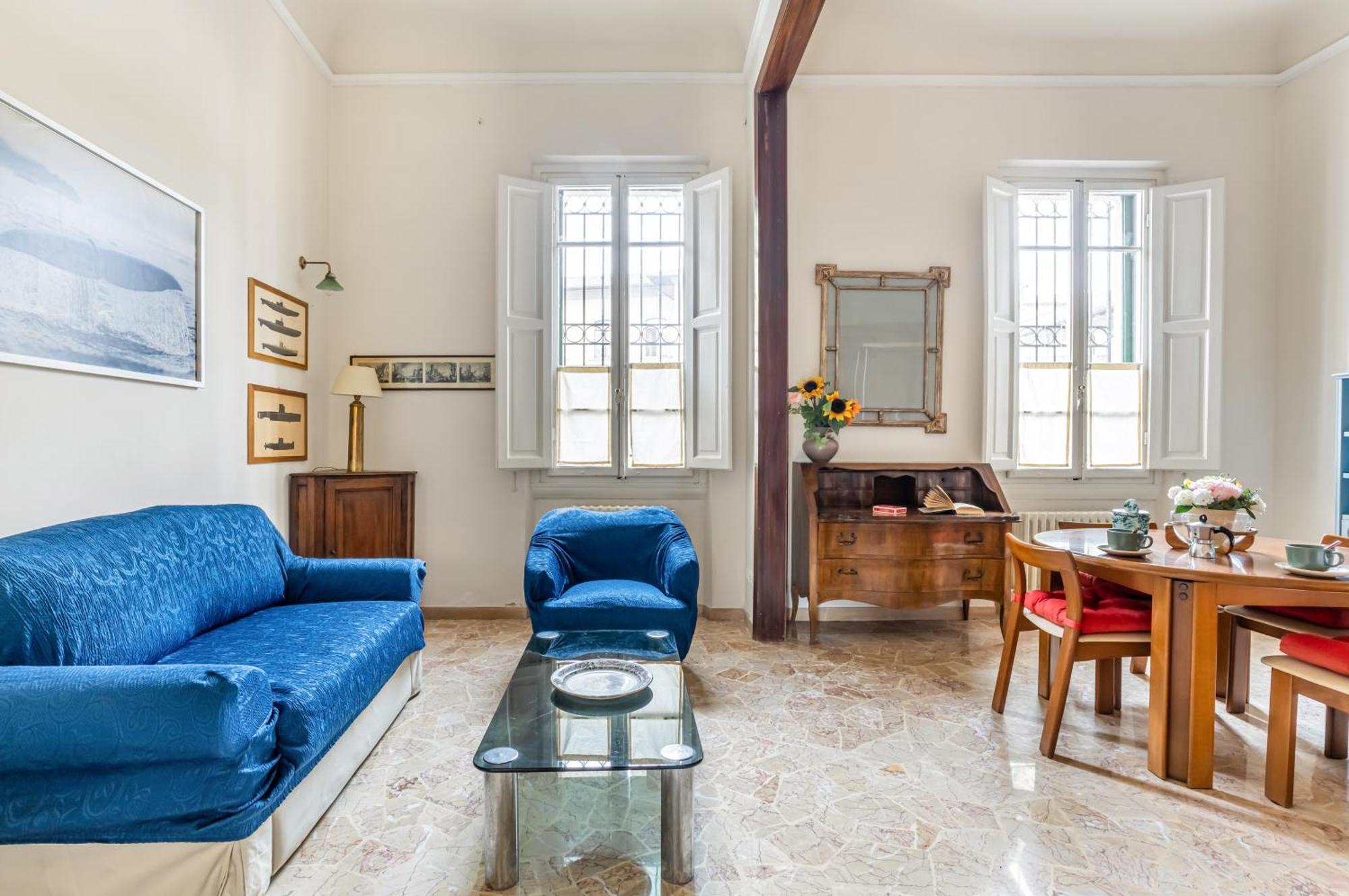 Bright Apartment With Private Garden And Balcony Florencia Exterior foto